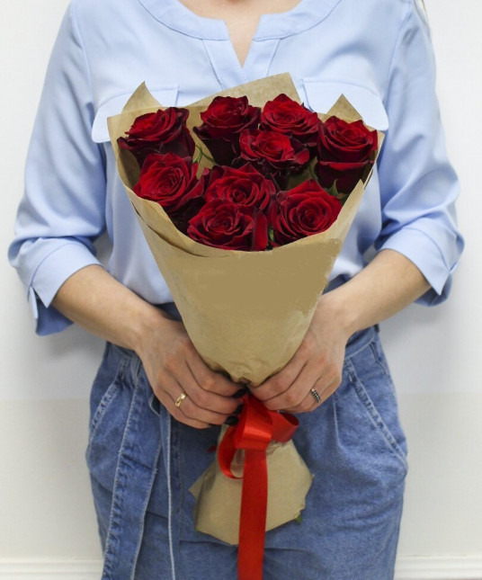 9 Adet Kırmızı Gül Buketi - Aşıklar Şehri | Çınar Çiçekçilik
