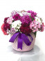 Dekoratif Desenli Vazoda Mevsim Çiçekleri
