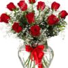 Çiçek Açan Aşk 11 Kalp Vazoda Kırmızı Gül C-KLP105