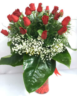 25 Adet Kırmızı Gül Vazo İçinde