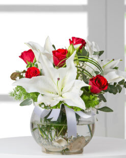 5 Kırmızı Gül Lilyum Çiçek Sepeti Gönder C-CAM137
