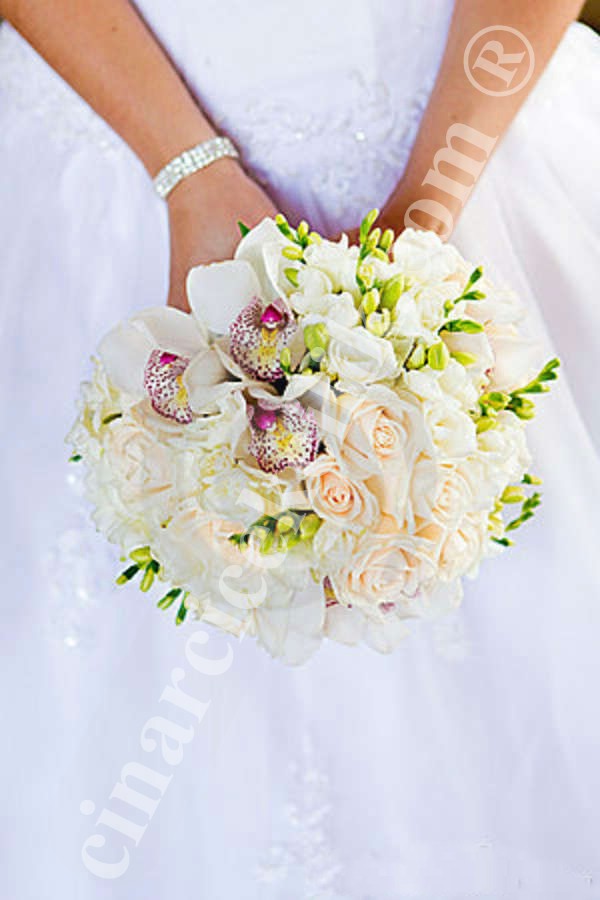 Gelin Buketi Beyaz Orkide Gül Frezya