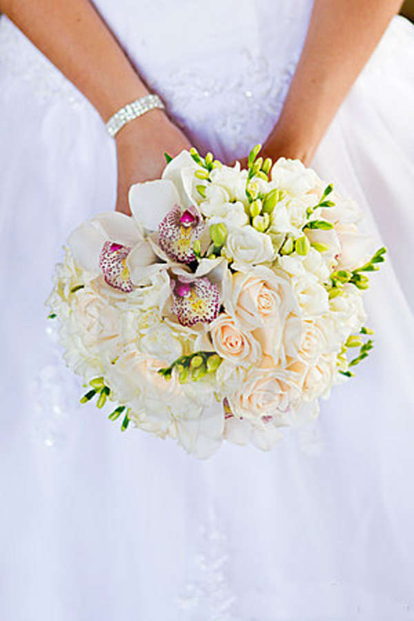 Gelin Buketi Beyaz Orkide Gül Frezya - Görsel 2