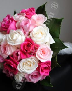 Renkli Gül Gelin Buketi Yuvarlak