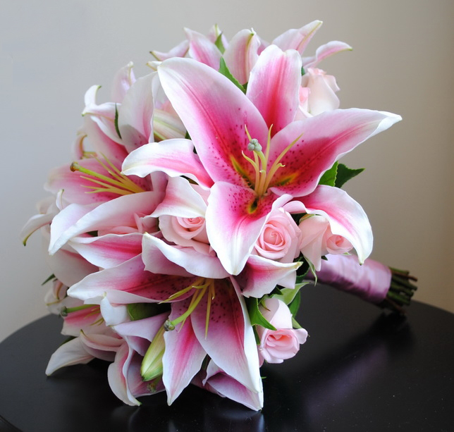 Pembe Gül Pembe Lilyum Gelin Buketleri GB190 - Görsel 2