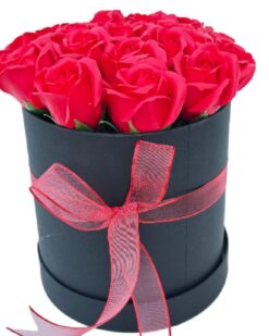 Solmayan Aşk: 19'lu İthal Yapay Kırmızı Gül Aranjmanı