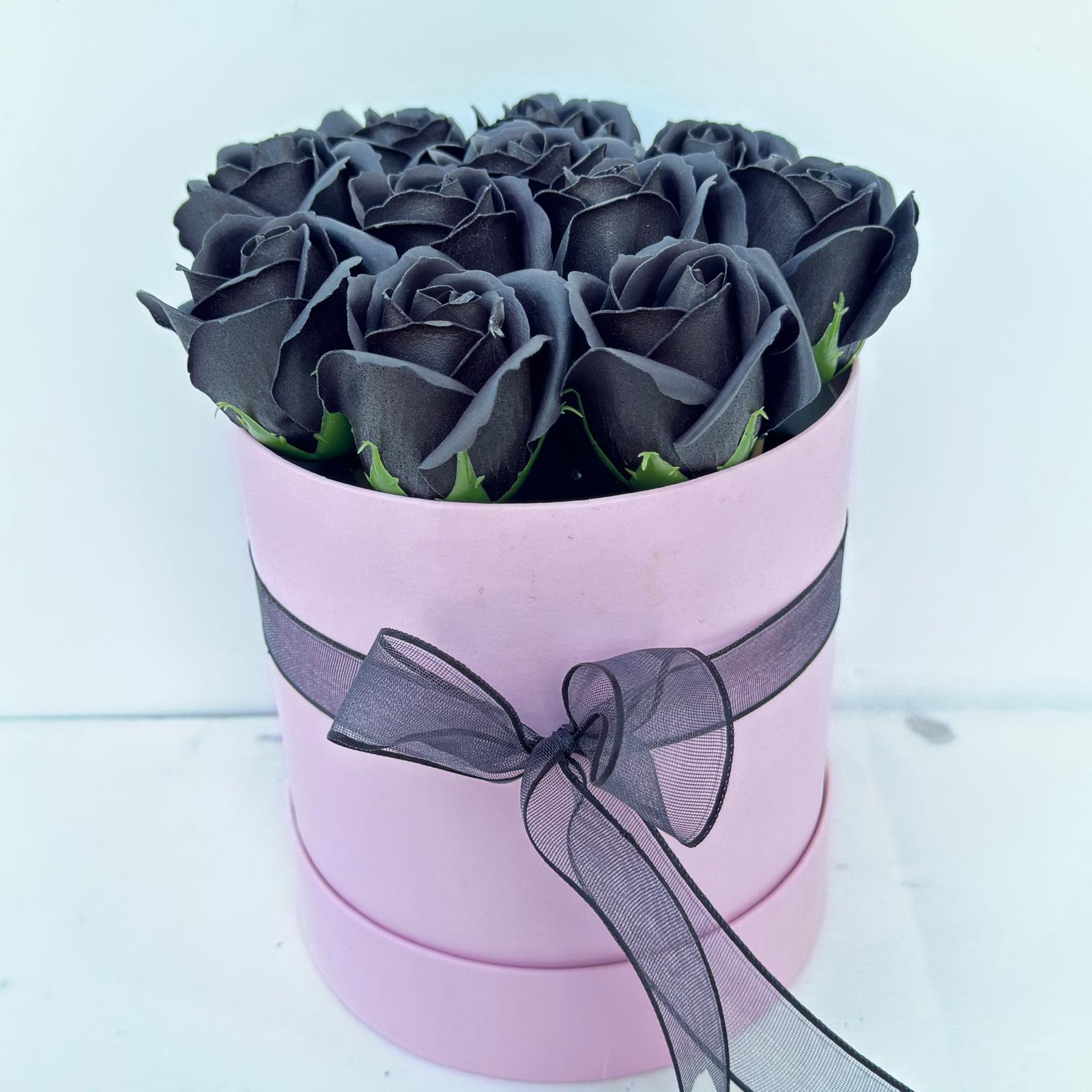 11 Adet Gerçek Görünümlü Siyah Gül - Kutuda - Görsel 3